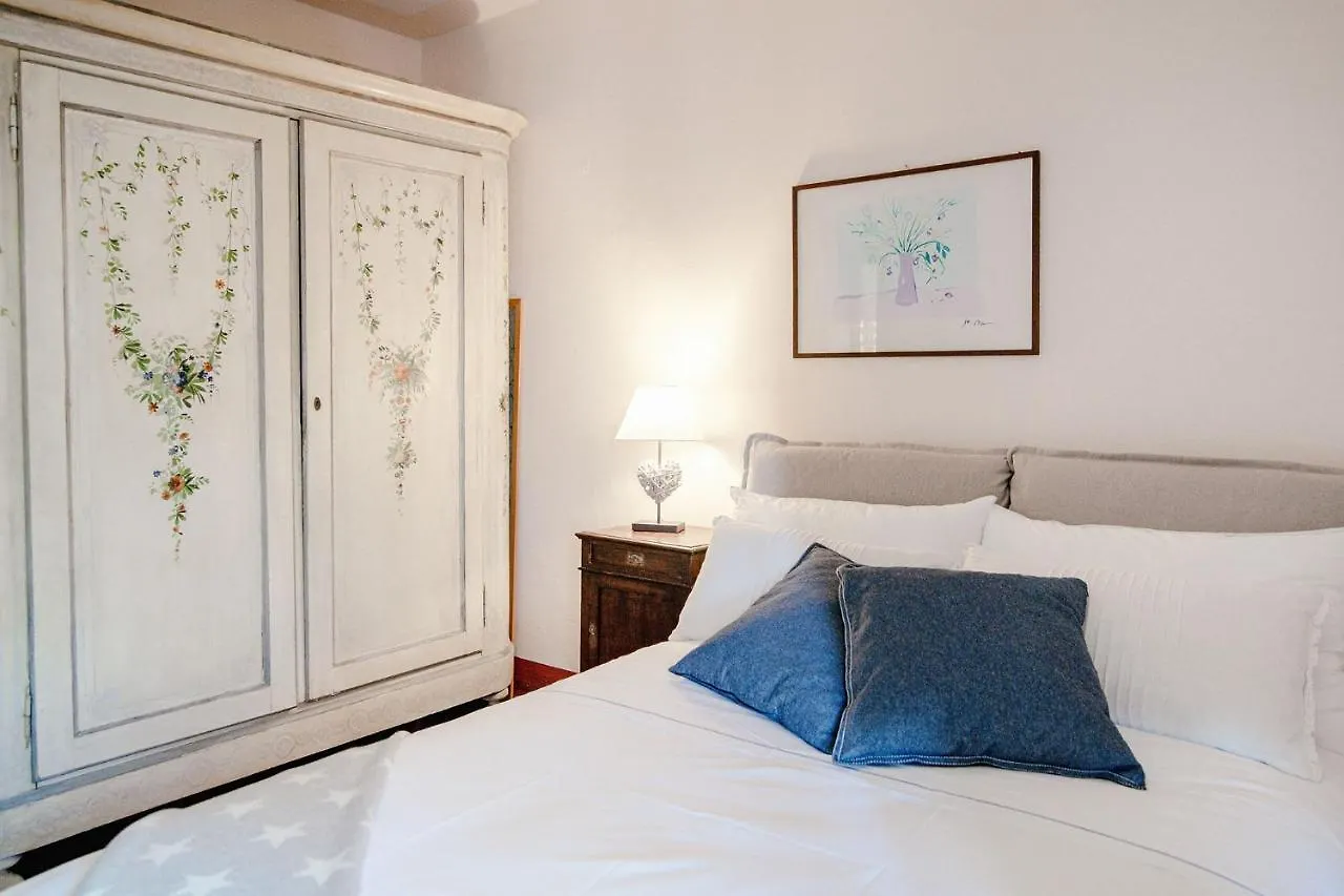 Villa Crivelli Visconti By Myhomeincomo Tavernerio Italy